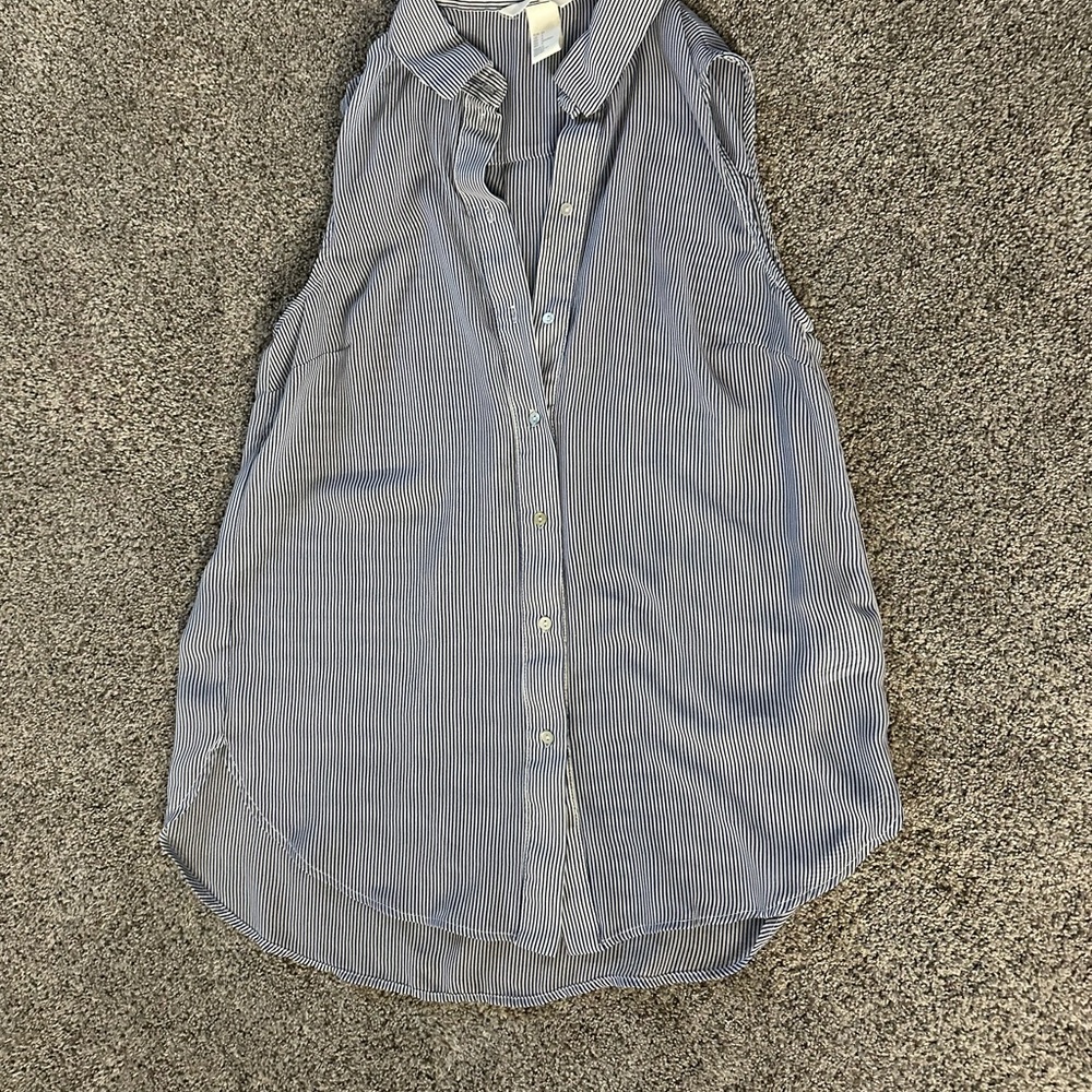 H&M Navy Striped Sleeveless Top